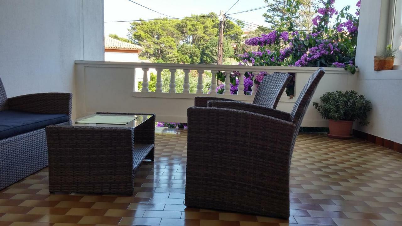 Guesthouse Matusan'S Place Banjol Exterior foto